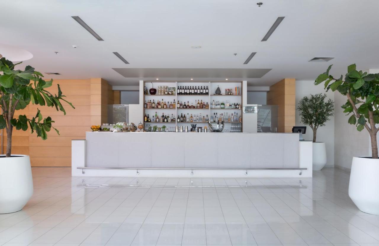บลูซัน โฮเทล เอลาฟูซา Hotel โบล ภายนอก รูปภาพ