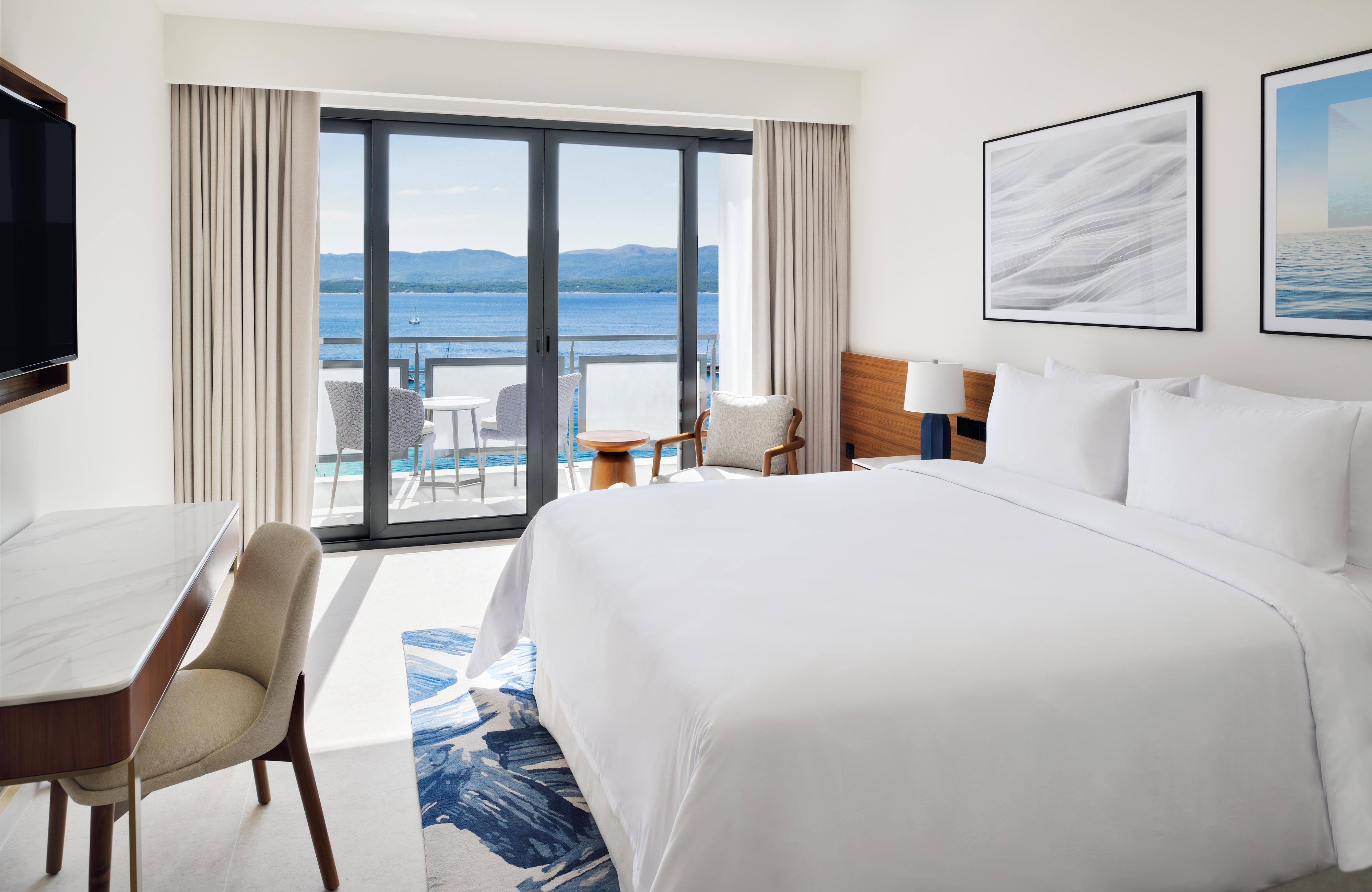 บลูซัน โฮเทล เอลาฟูซา Hotel โบล ภายนอก รูปภาพ