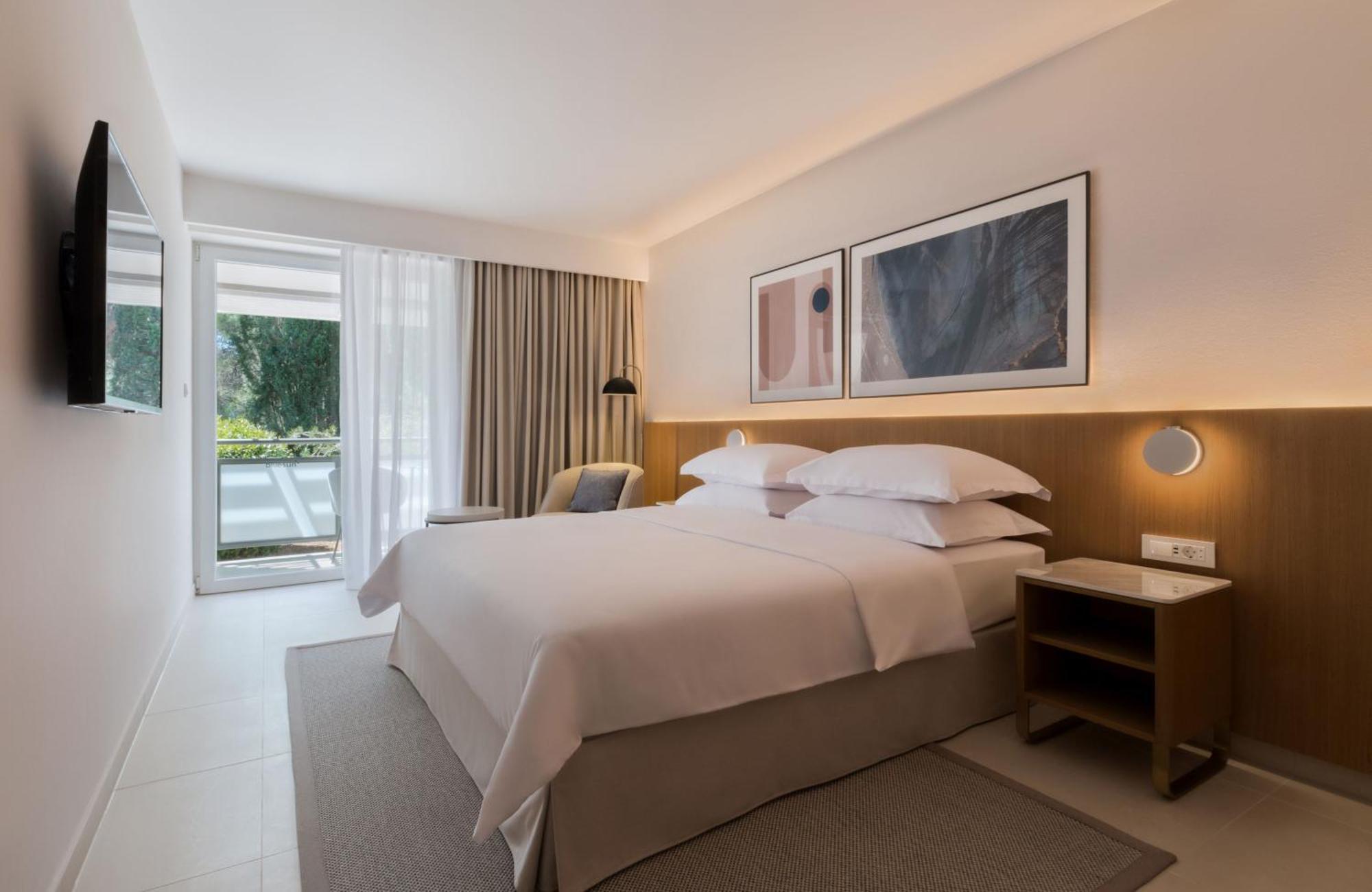 บลูซัน โฮเทล เอลาฟูซา Hotel โบล ห้อง รูปภาพ